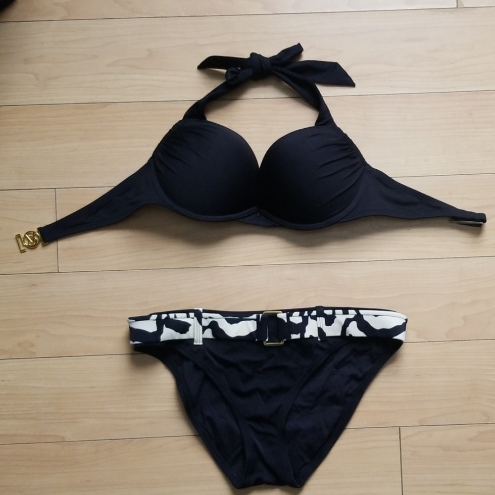 Victoria's secret bombshell bikini